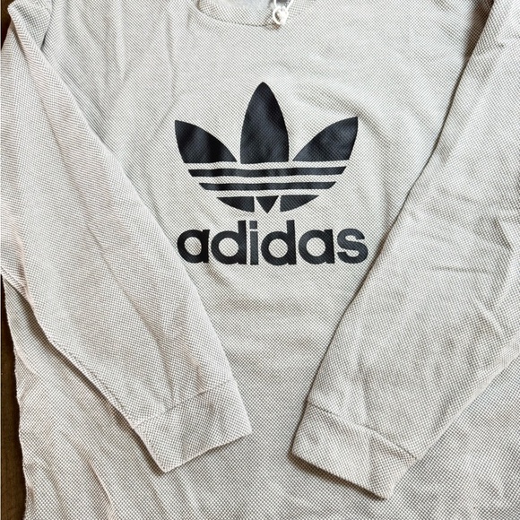 Adidas Women's Light Gray Logo Sweatshirt NWOT - Picture 3 of 10